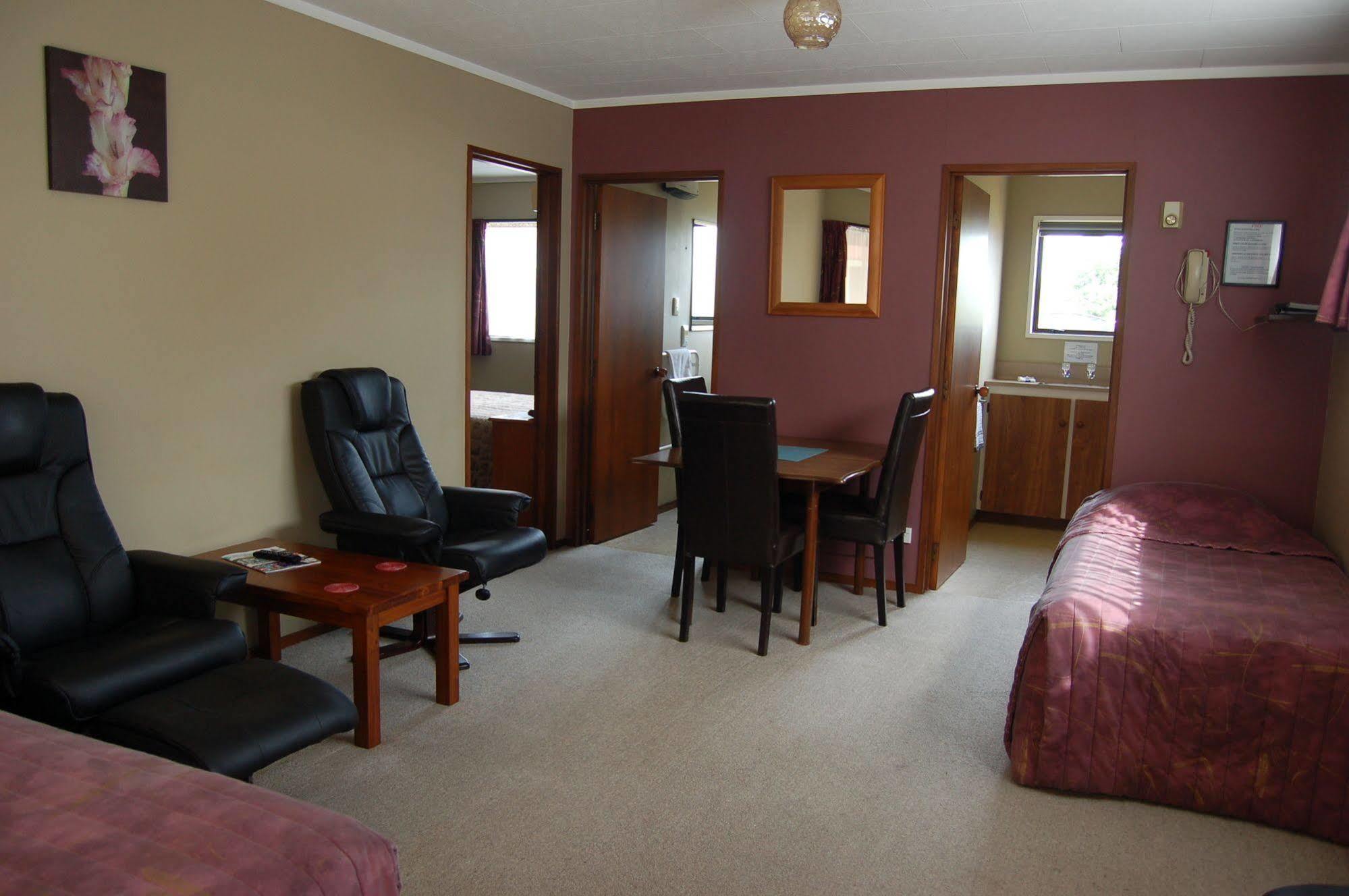 Carisbrook Motel Dunedin Exteriör bild